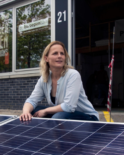 Josee van Linschoten